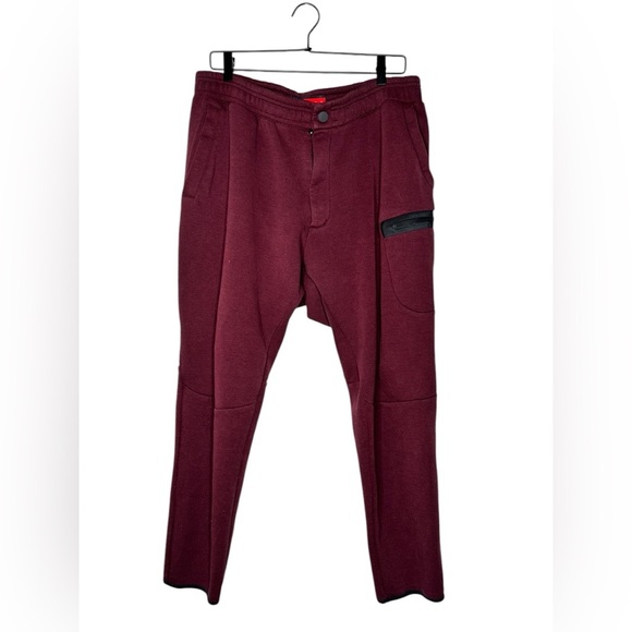 Nike Tech Fleece Joggers Mens size XL Burgundy Red - Picture 2 of 12